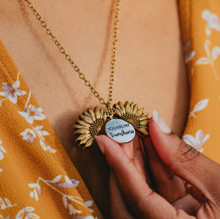 "You Are My Sunshine" Necklace | To My Daugther/Granddaughter/Partner